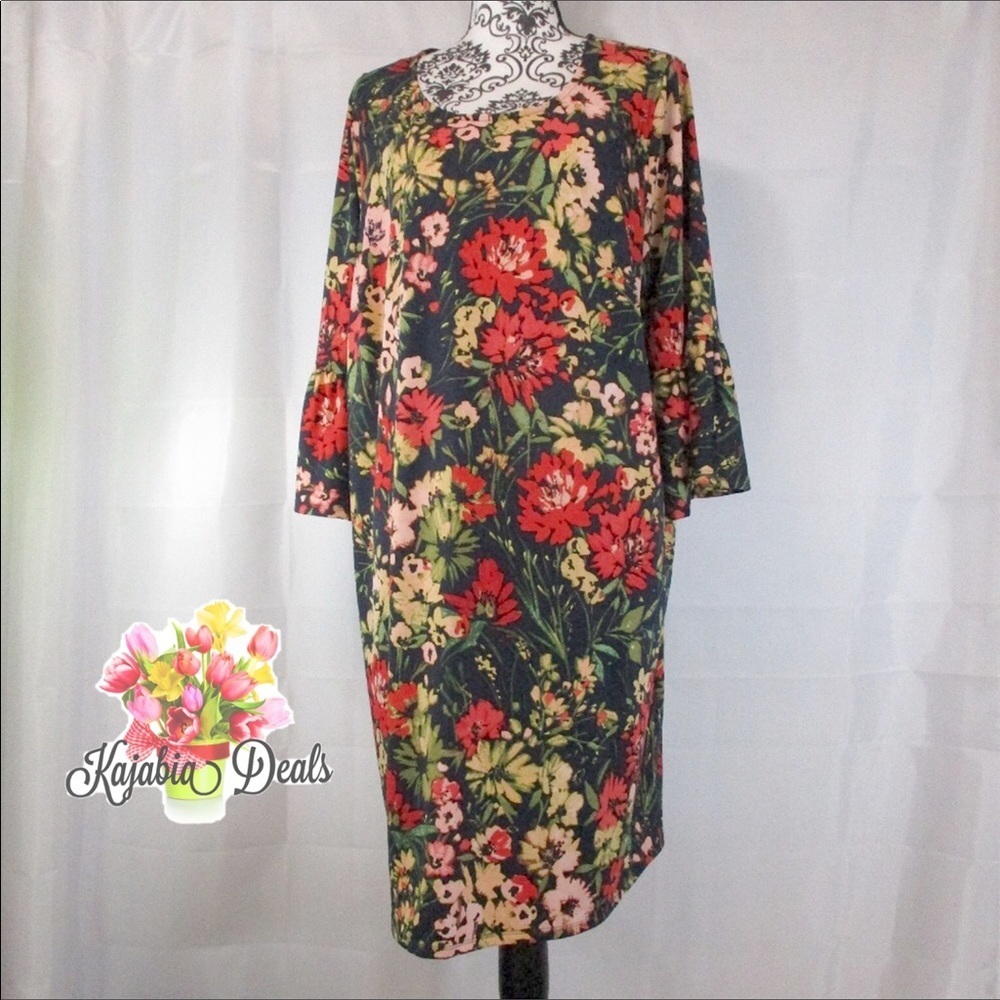 TACERA Floral Dress Size 2X NWT